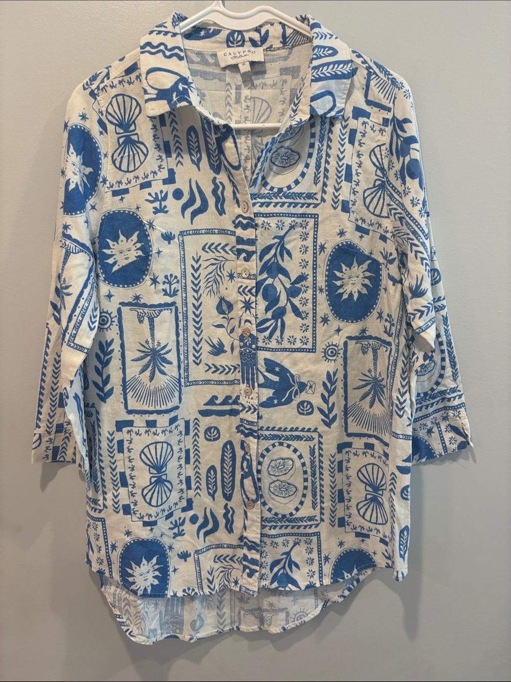 Calypso St. Barth BlueWhite  Linen Blend Shirt ptp 19 buttoned. Tag xl orig. 150